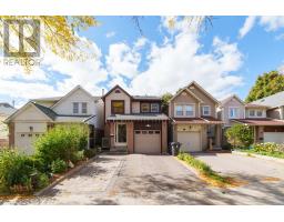 20 CROACH CRESCENT, Toronto, Ontario