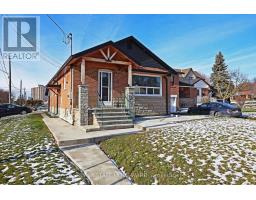 MAIN - 2 HARRIS PARK DRIVE, Toronto, Ontario