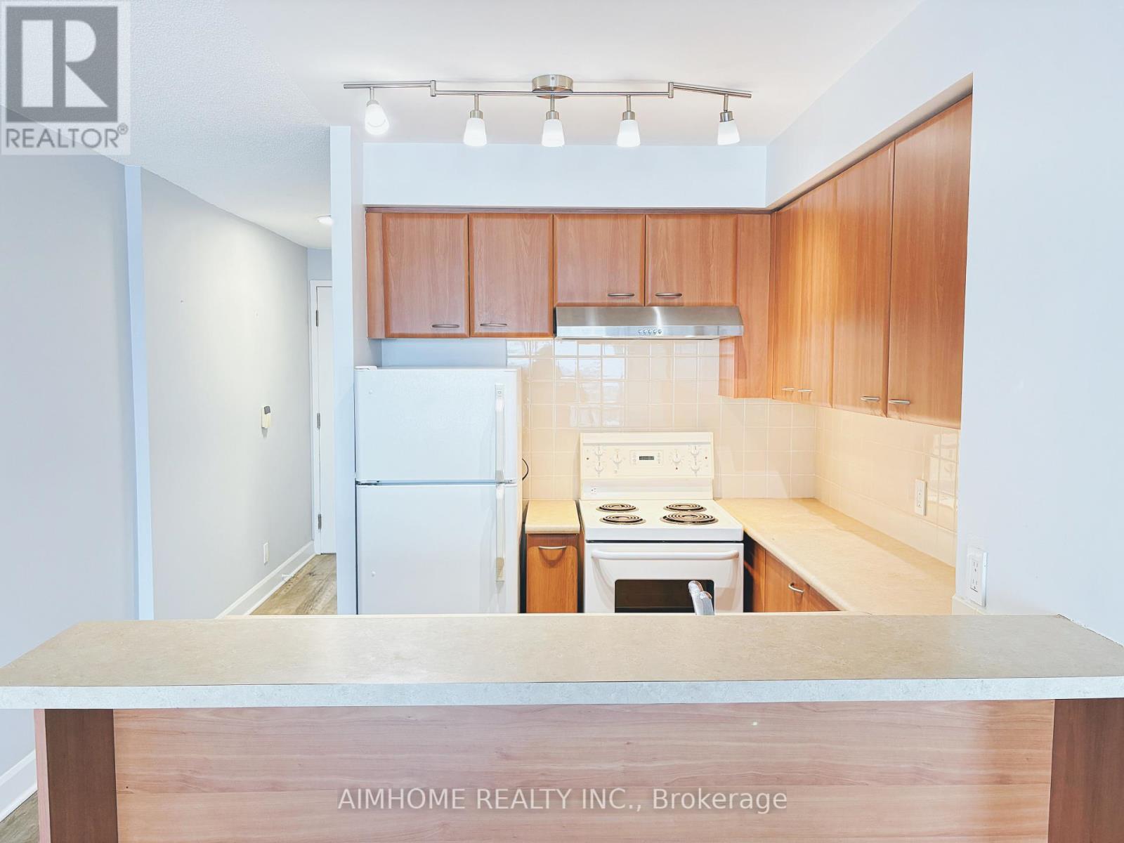 1101 - 36 Lee Centre Drive, Toronto (Woburn), Ontario  M1H 3K2 - Photo 4 - E12547920