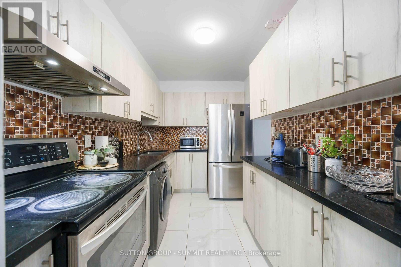 2110 - 5 Massey Square, Toronto, Ontario  M4C 5L6 - Photo 18 - E12591630