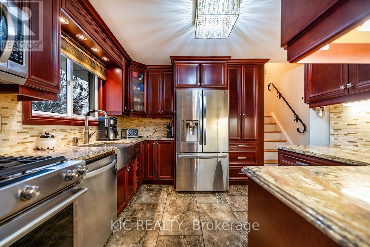 612 Maple Street W, Whitby, Ontario  L1N 3A2 - Photo 6 - E12591556