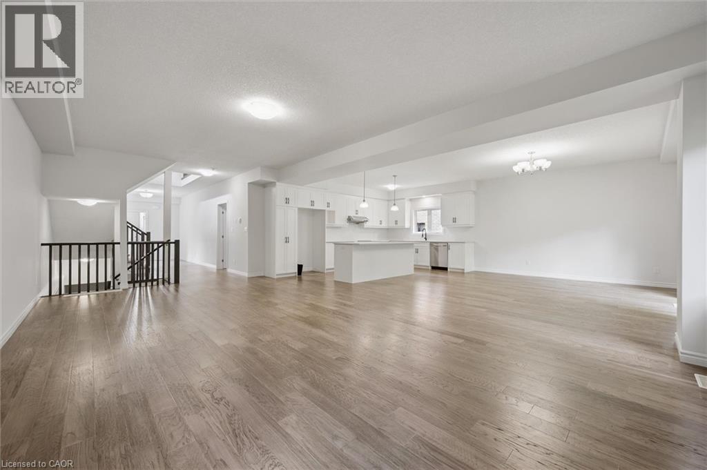 252 Otterbein Road, Kitchener, Ontario  N2B 0A7 - Photo 10 - 40786492