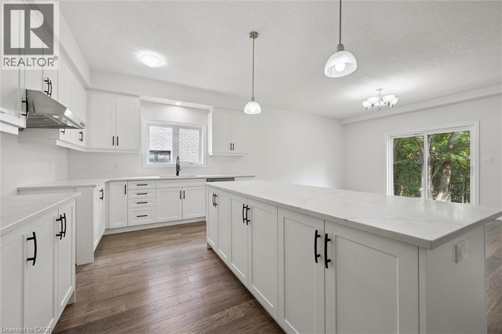 252 Otterbein Road, Kitchener, Ontario  N2B 0A7 - Photo 20 - 40786492