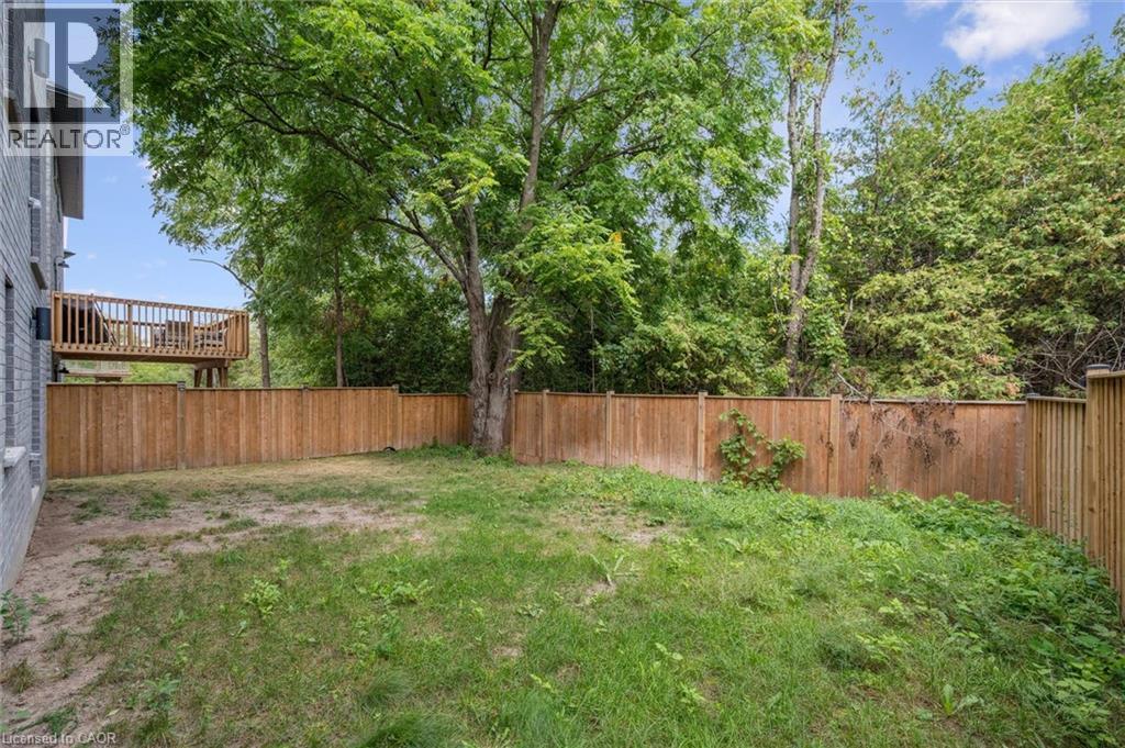 252 Otterbein Road, Kitchener, Ontario  N2B 0A7 - Photo 49 - 40786492