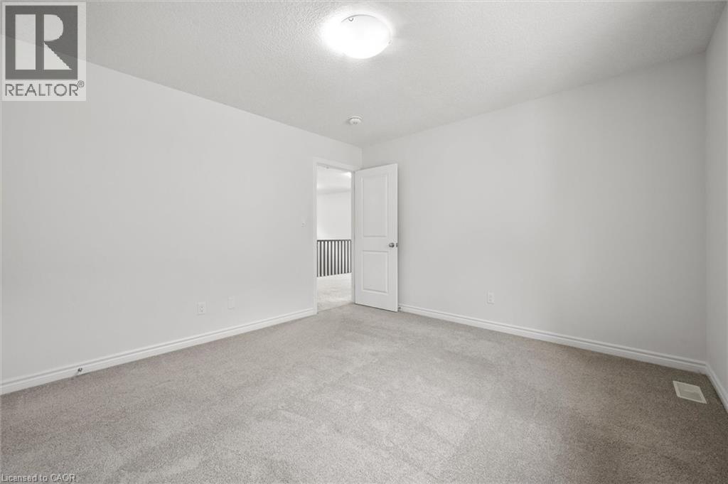 252 Otterbein Road, Kitchener, Ontario  N2B 0A7 - Photo 37 - 40786492