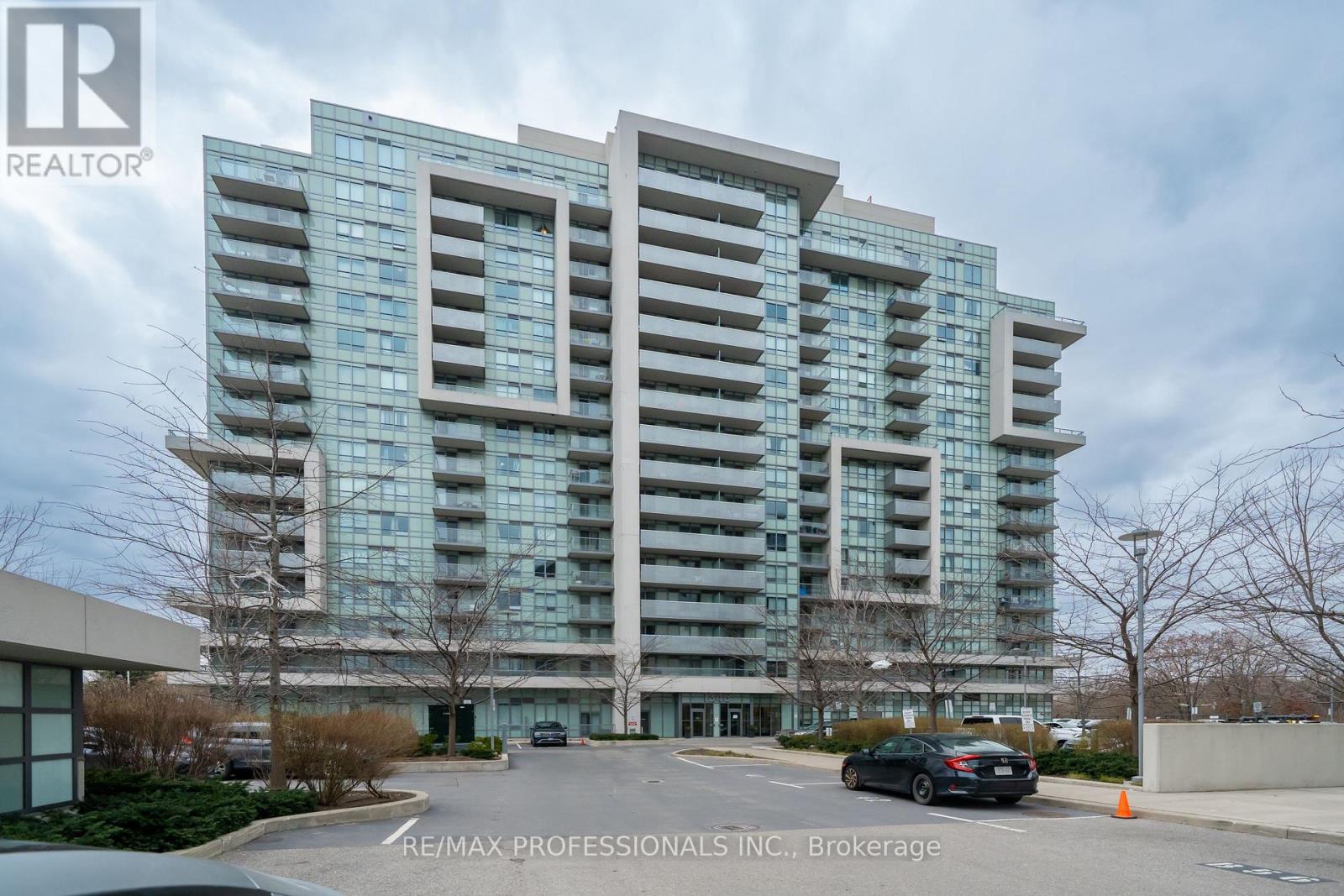 215 - 1346 Danforth Road, Toronto, Ontario  M1J 0A9 - Photo 2 - E12591682