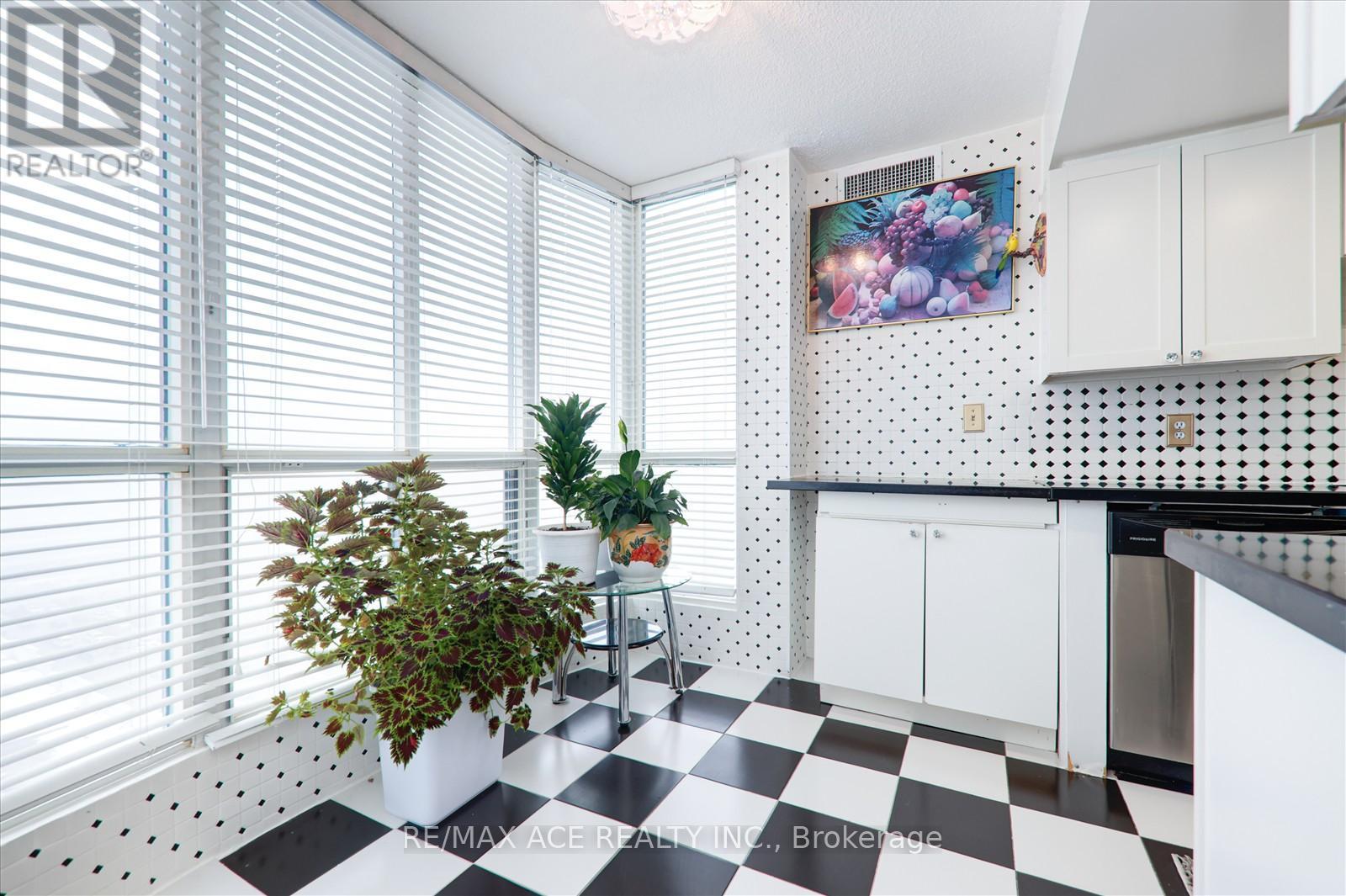 1410 - 1470 Midland Avenue, Toronto, Ontario  M1P 4Z4 - Photo 18 - E12591704