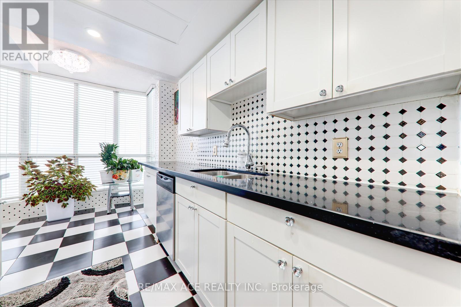 1410 - 1470 Midland Avenue, Toronto, Ontario  M1P 4Z4 - Photo 21 - E12591704