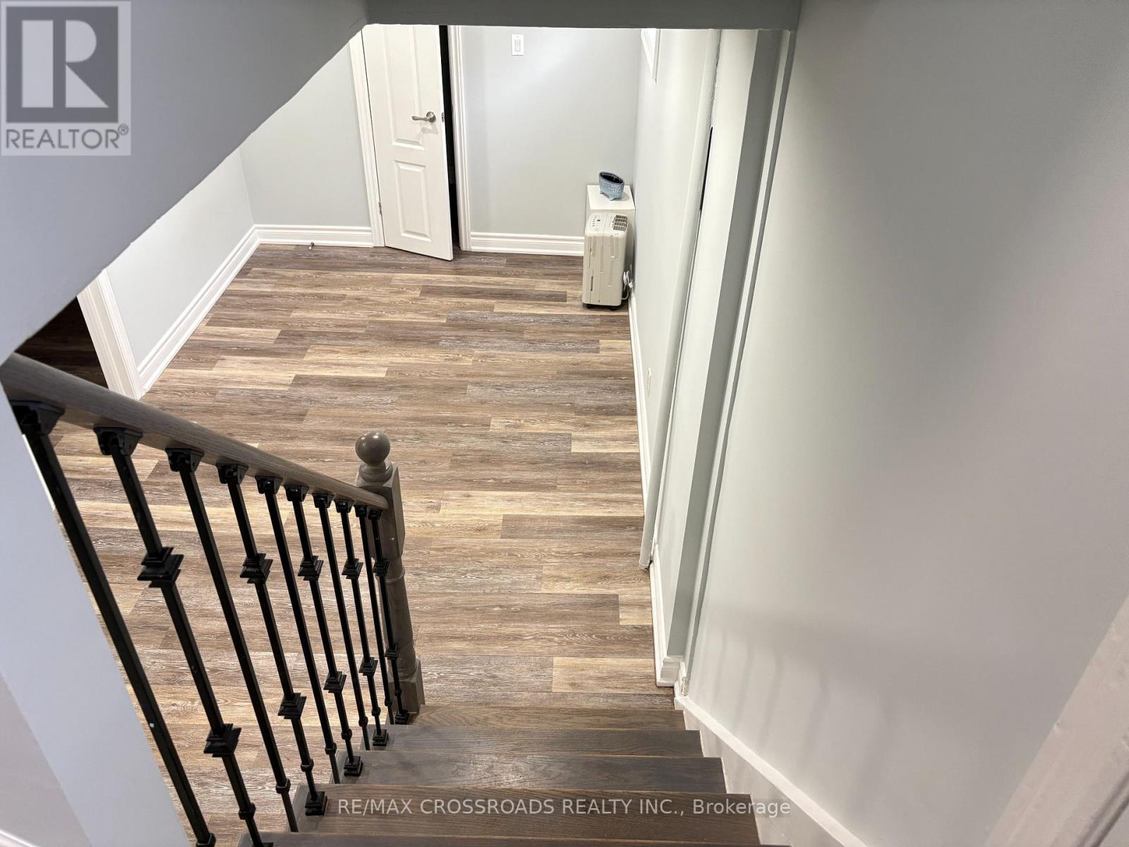 83 Clonmore Lower Level Drive, Toronto, Ontario  M1N 1X9 - Photo 3 - E12591730