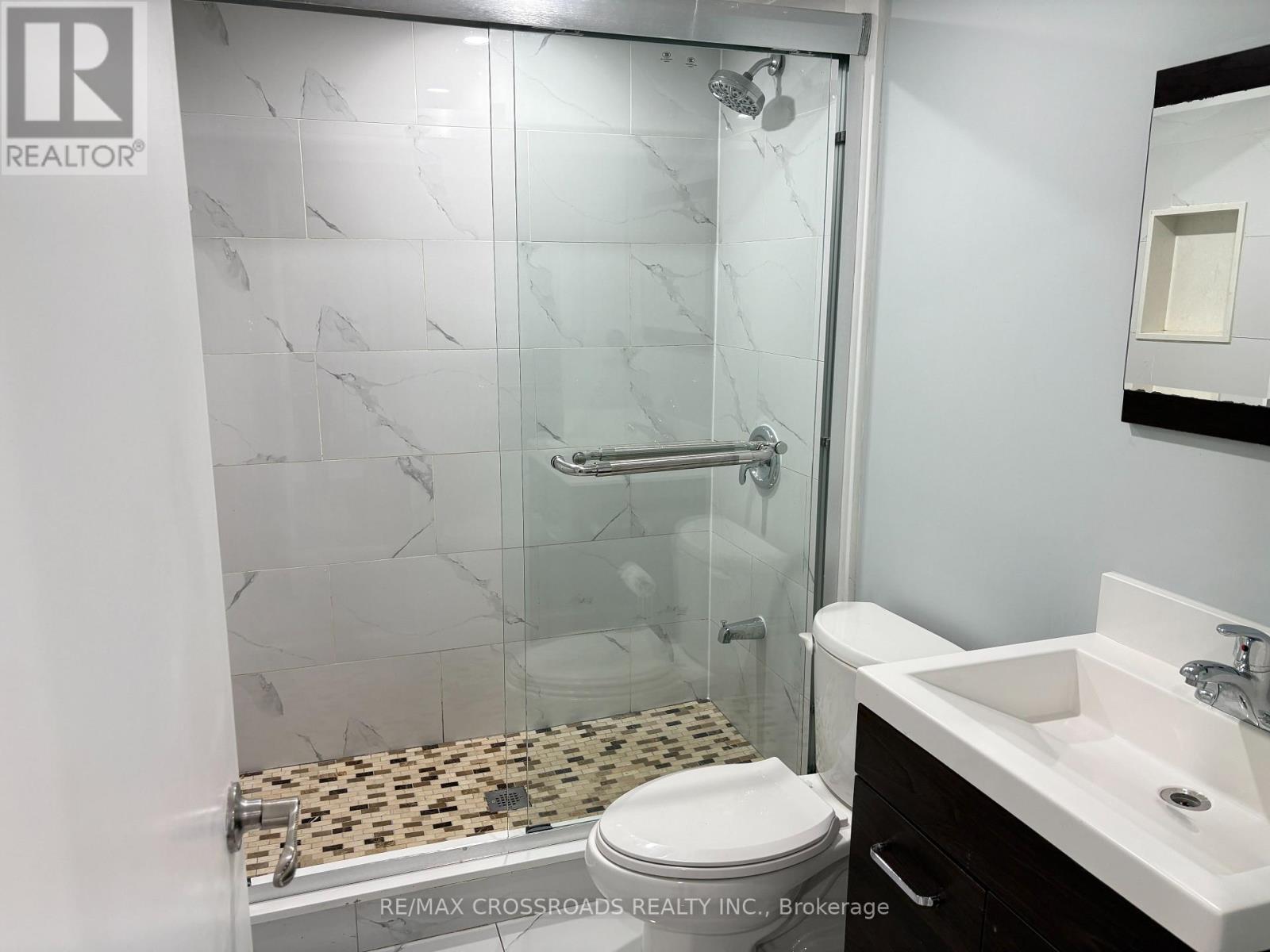 83 Clonmore Lower Level Drive, Toronto, Ontario  M1N 1X9 - Photo 8 - E12591730