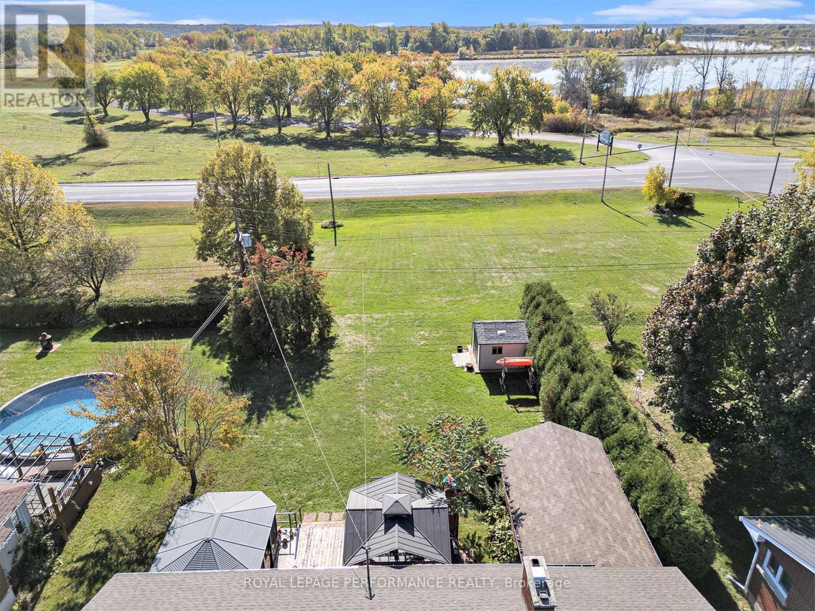 70 St Lawrence Street, South Stormont, Ontario  K0C 1M0 - Photo 36 - X12459302