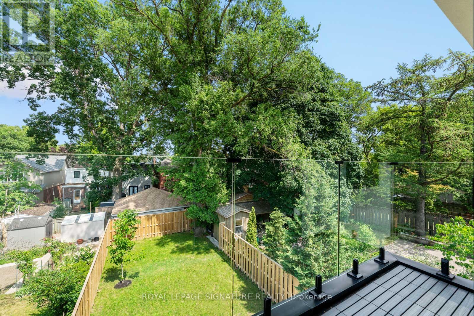 105 Gledhill Avenue, Toronto, Ontario  M4C 5K7 - Photo 23 - E12592040