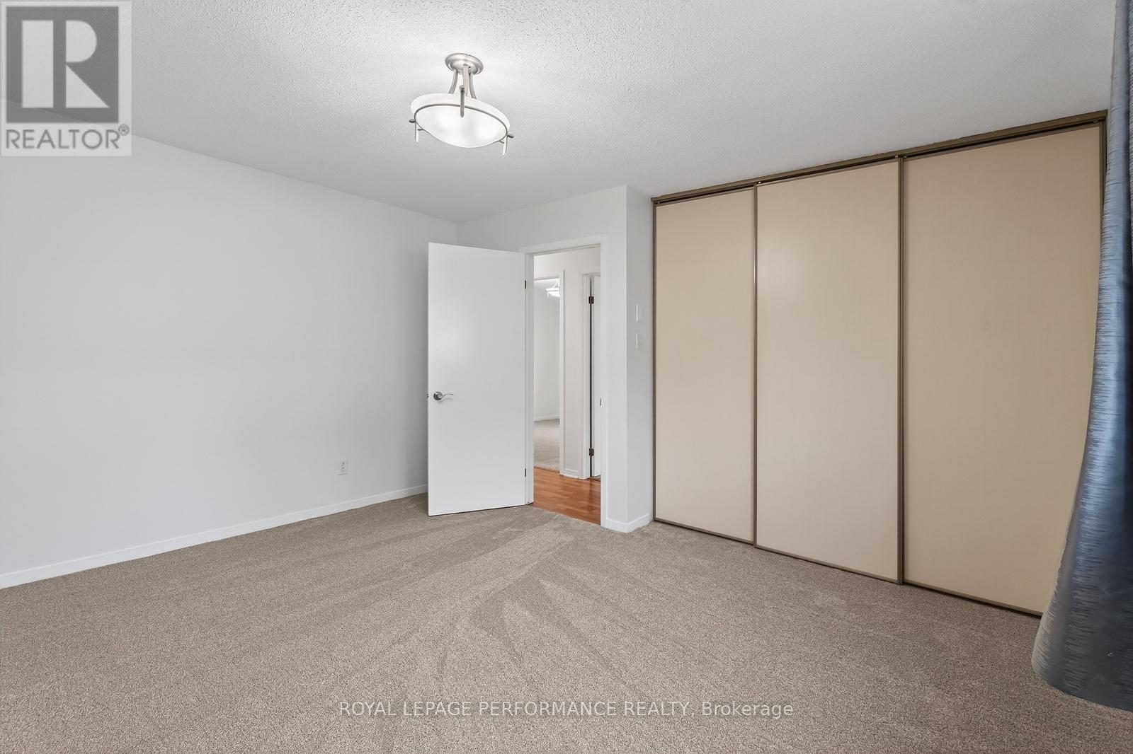 1032 Lawrence Street, Clarence-Rockland, Ontario K4K 1N1 - Photo 18 - X12592648