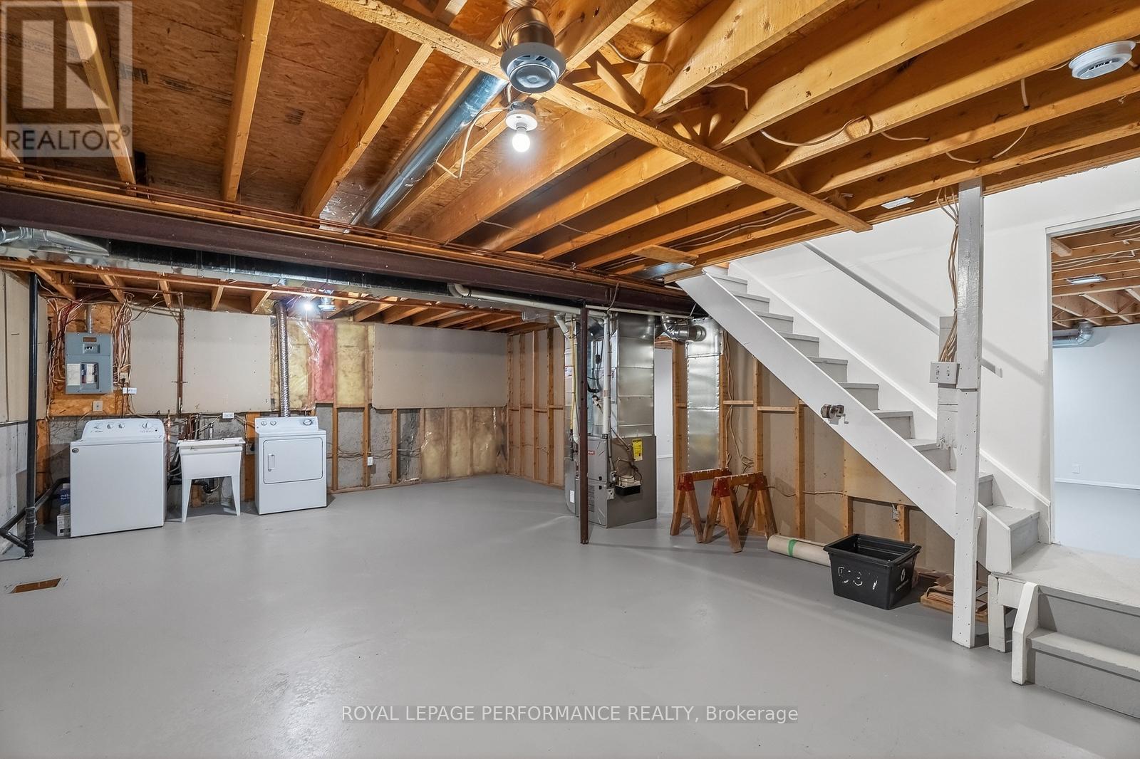 1032 Lawrence Street, Clarence-Rockland, Ontario K4K 1N1 - Photo 22 - X12592648