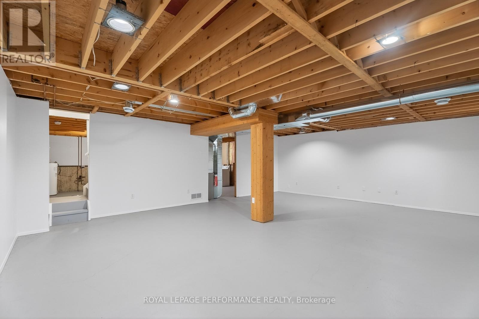 1032 Lawrence Street, Clarence-Rockland, Ontario K4K 1N1 - Photo 24 - X12592648