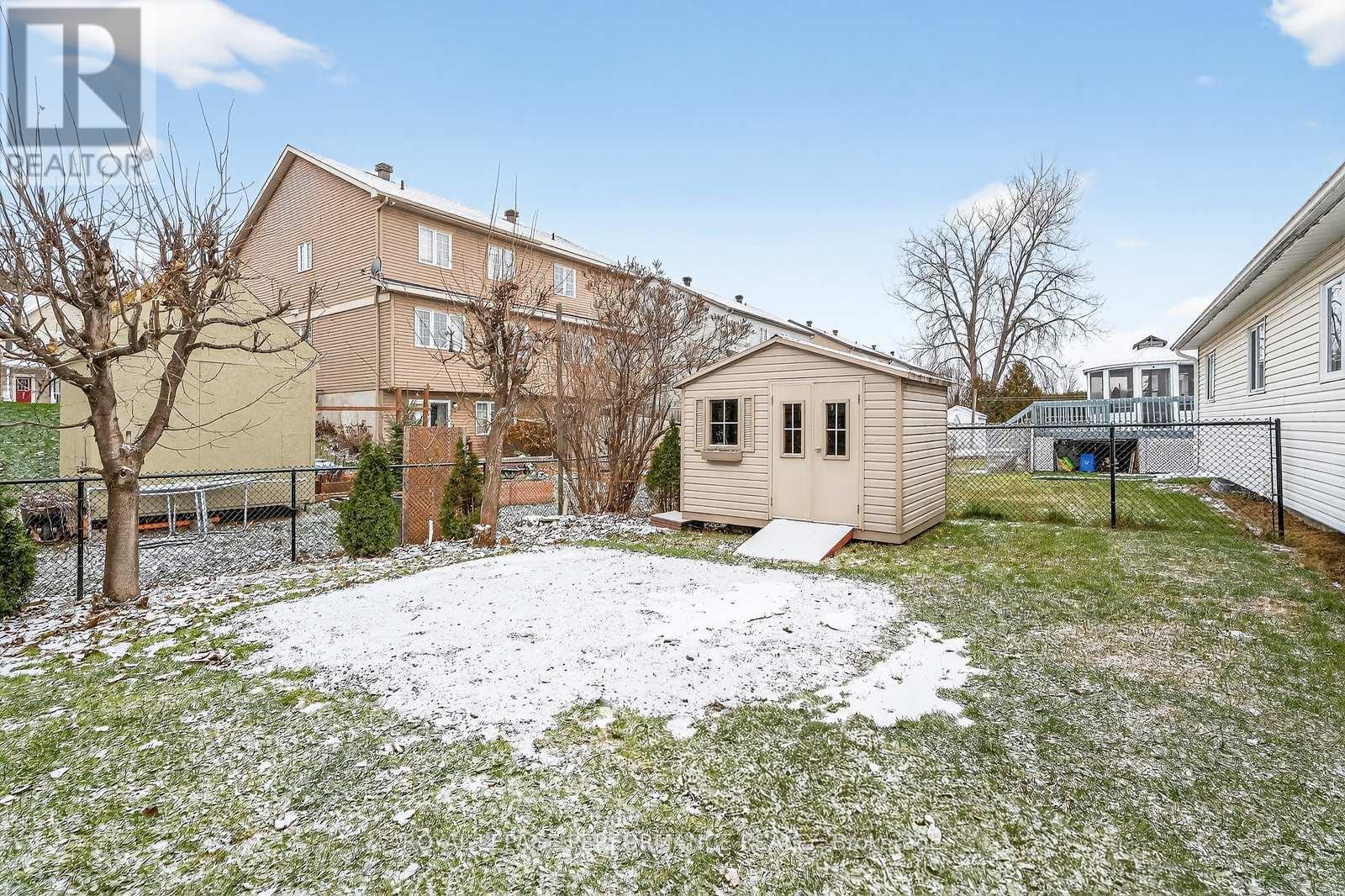 1032 Lawrence Street, Clarence-Rockland, Ontario K4K 1N1 - Photo 29 - X12592648