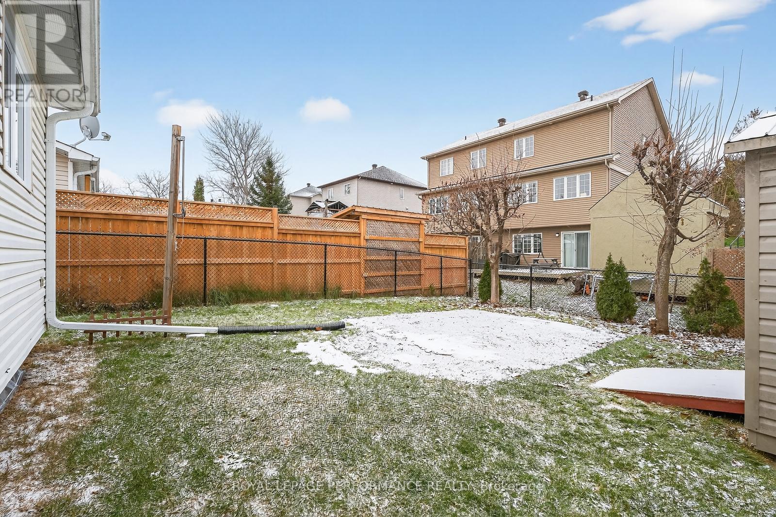 1032 Lawrence Street, Clarence-Rockland, Ontario K4K 1N1 - Photo 30 - X12592648