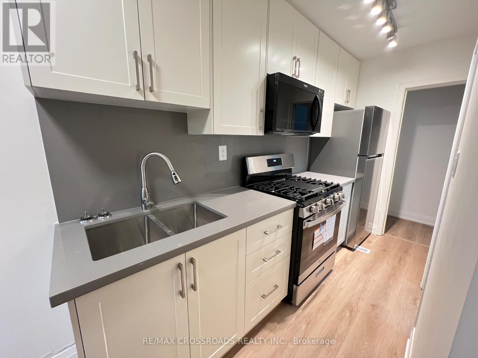 Unit 2 - 82 Curzon Street, Toronto, Ontario  M4M 3B4 - Photo 8 - E12591970