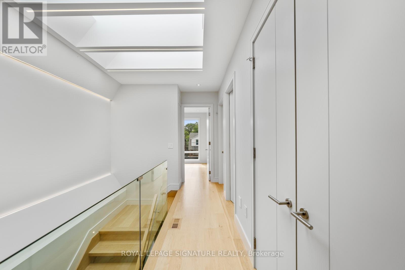 105 Gledhill Avenue, Toronto, Ontario  M4C 5K7 - Photo 17 - E12592040