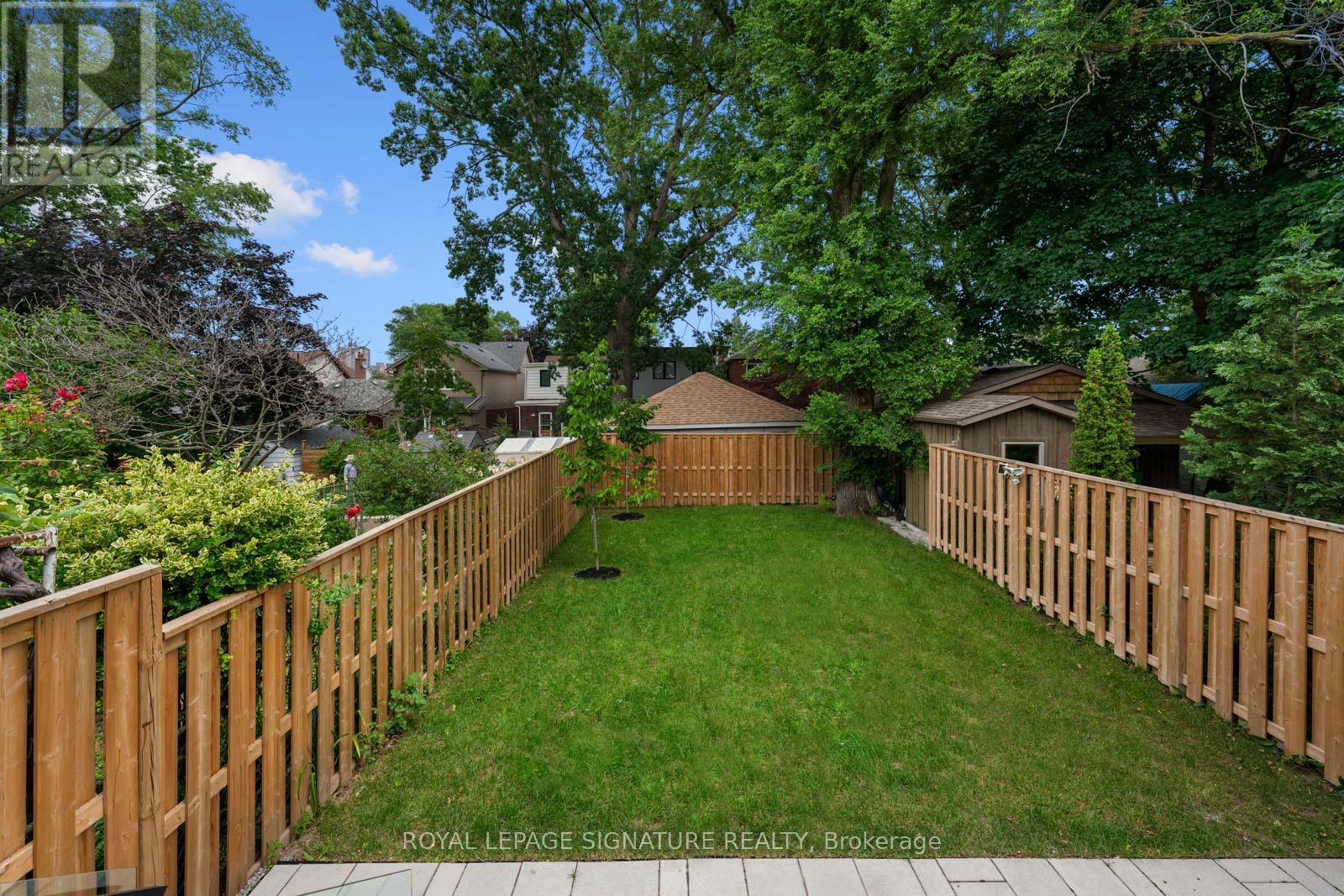 105 Gledhill Avenue, Toronto, Ontario  M4C 5K7 - Photo 43 - E12592040