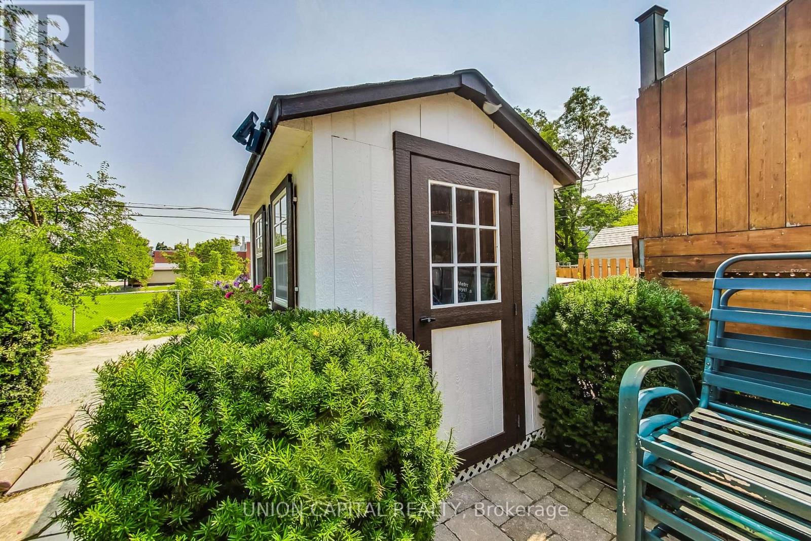 Upper - 317 Victoria Park Avenue, Toronto, Ontario  M4E 3S7 - Photo 30 - E12592002