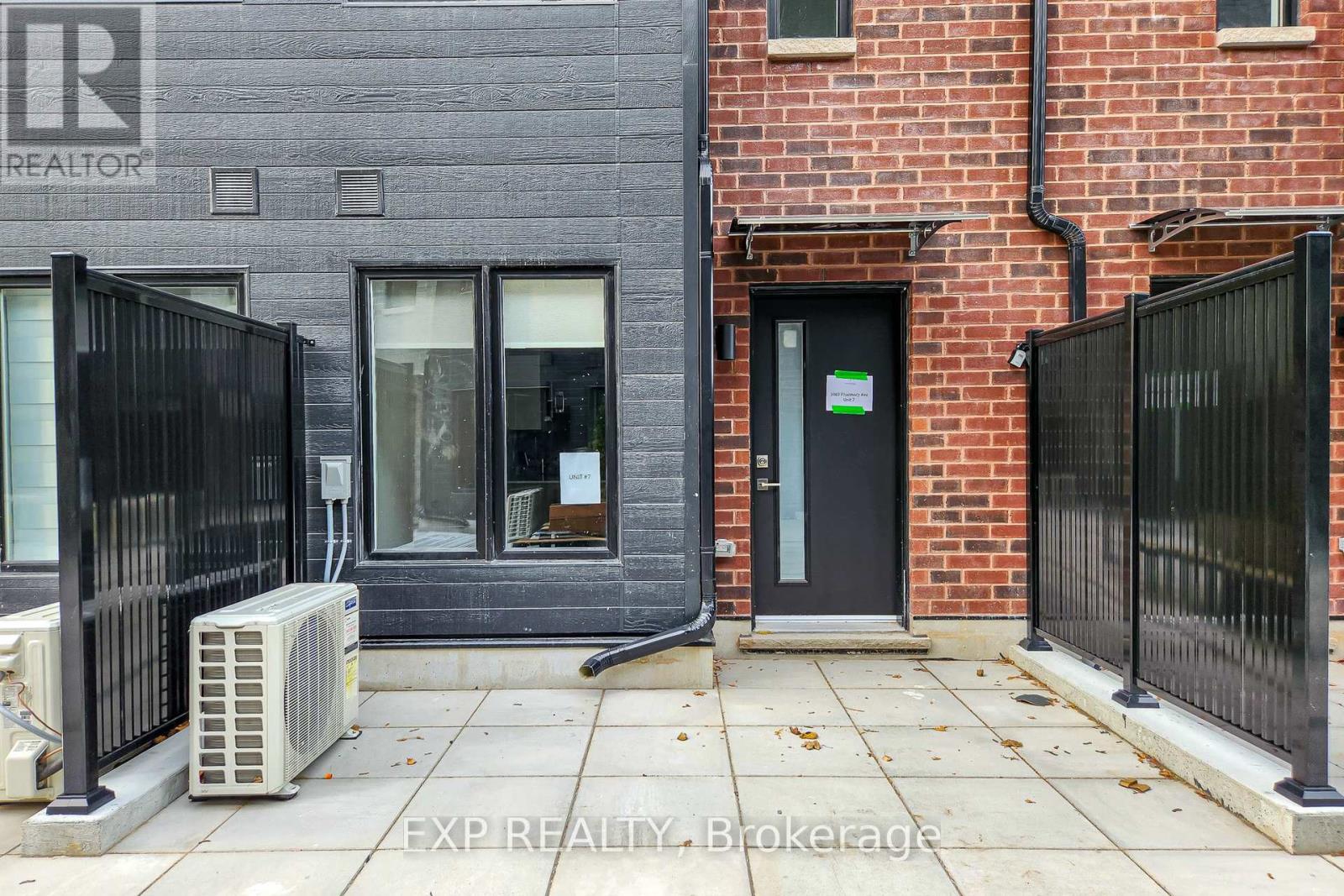 7 - 3069 Pharmacy Ave Avenue, Toronto, Ontario  M1W 2H1 - Photo 3 - E12592184