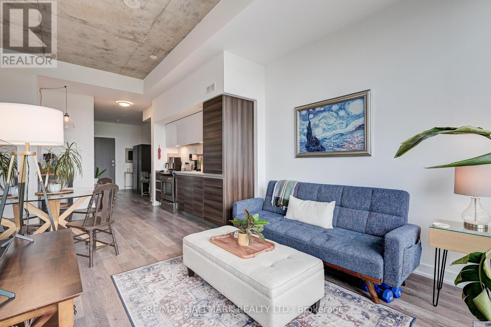 813 - 1238 DUNDAS STREET E, Toronto, Ontario