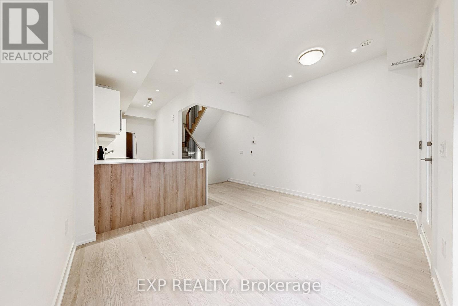 7 - 3069 Pharmacy Ave Avenue, Toronto, Ontario  M1W 2H1 - Photo 6 - E12592184