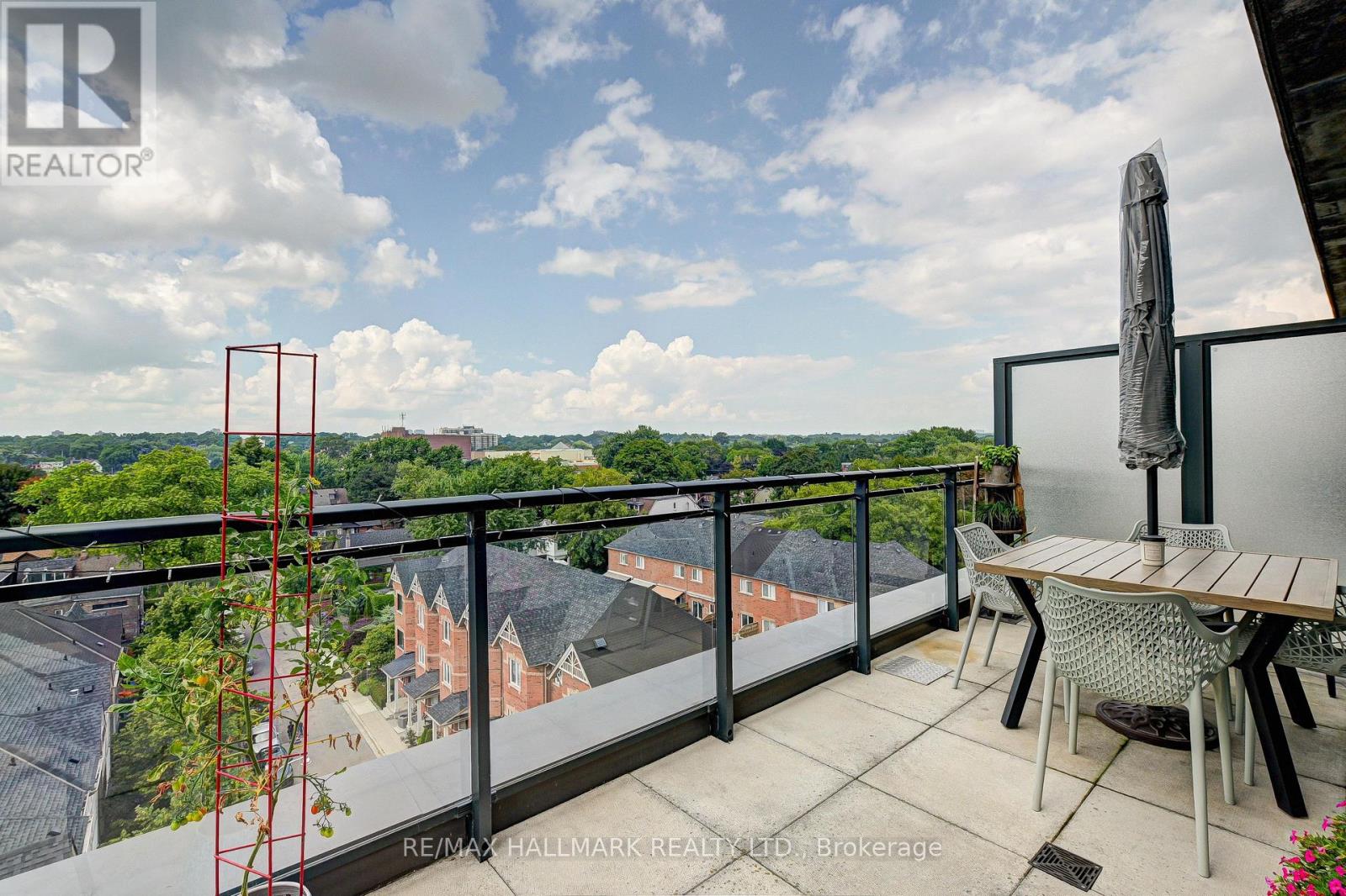 813 - 1238 Dundas Street E, Toronto, Ontario  M4M 0C6 - Photo 4 - E12592226