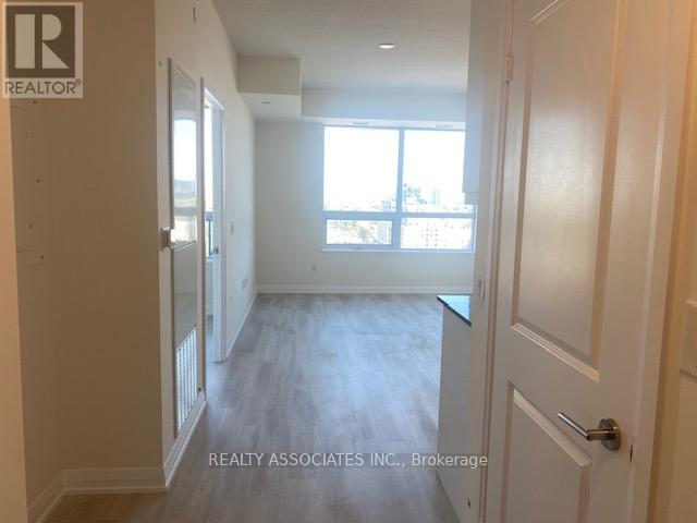 1321 - 3270 Sheppard Avenue E, Toronto, Ontario  M1T 3K3 - Photo 3 - E12592100