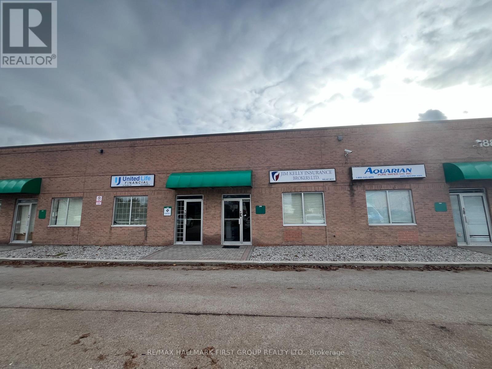 219 - 1885 Clements Road, Pickering, Ontario  L1W 3V4 - Photo 2 - E12592260