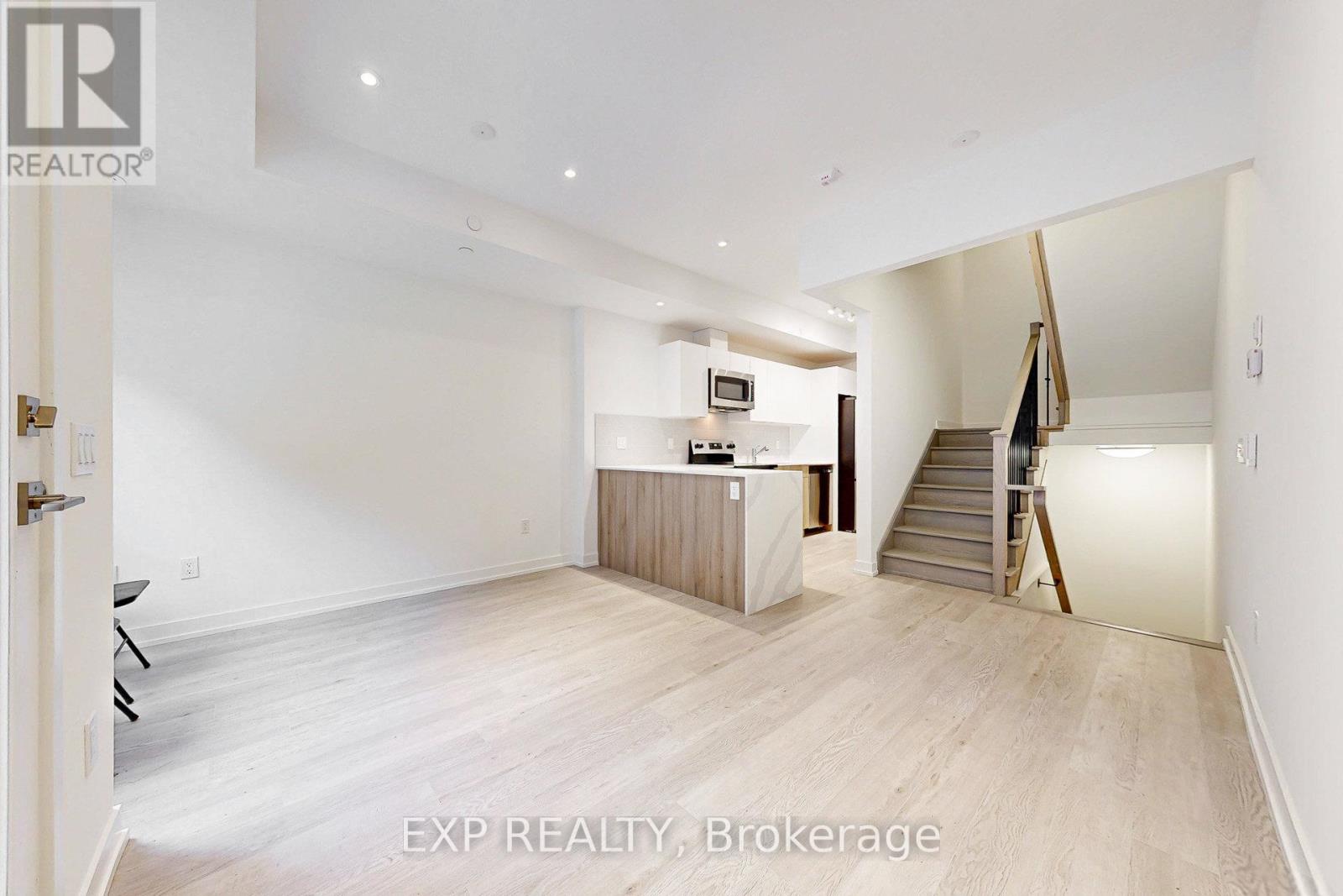 7 - 3069 Pharmacy Ave Avenue, Toronto, Ontario  M1W 2H1 - Photo 4 - E12592184