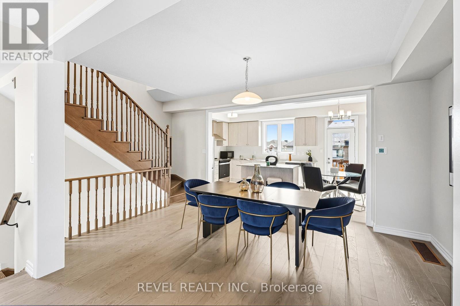 48 Douet Lane, Ajax, Ontario  L1Z 0V4 - Photo 10 - E12592774