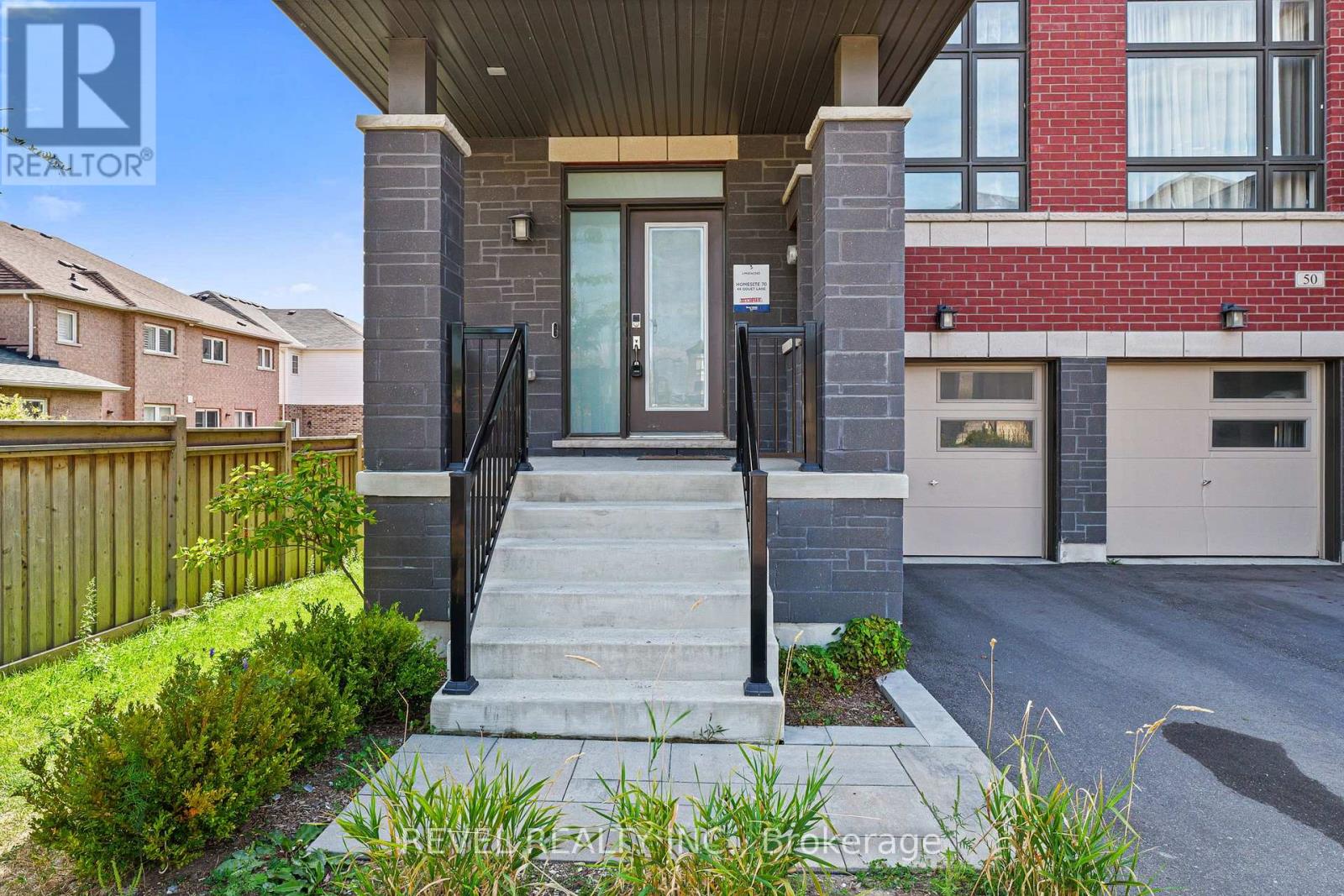 48 Douet Lane, Ajax, Ontario  L1Z 0V4 - Photo 2 - E12592786