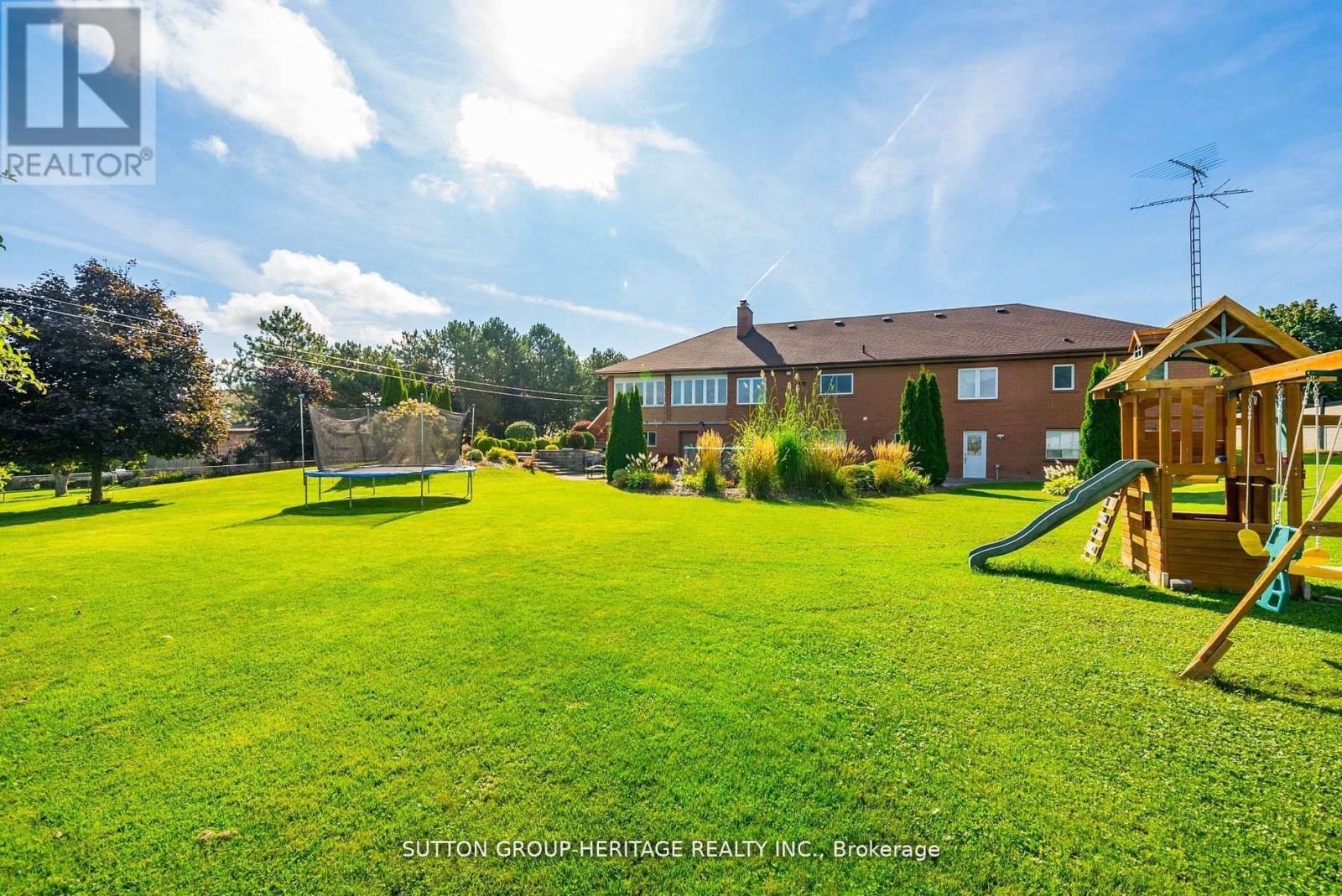 3944 19th Avenue, Markham, Ontario  L6C 1M2 - Photo 15 - N12344073