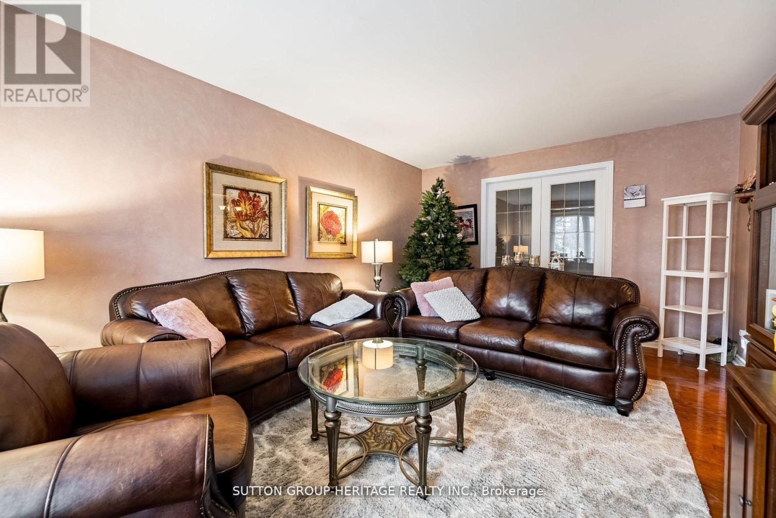 3944 19th Avenue, Markham, Ontario  L6C 1M2 - Photo 10 - N12344073