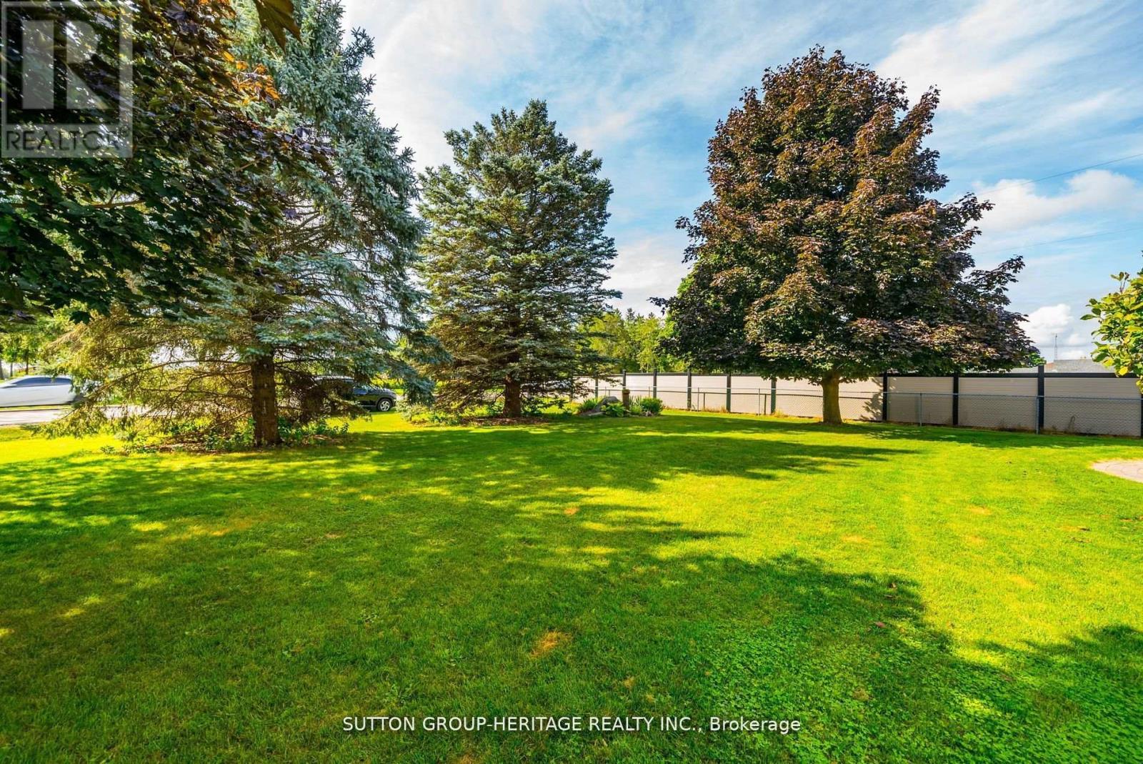 3944 19th Avenue, Markham, Ontario  L6C 1M2 - Photo 4 - N12344073