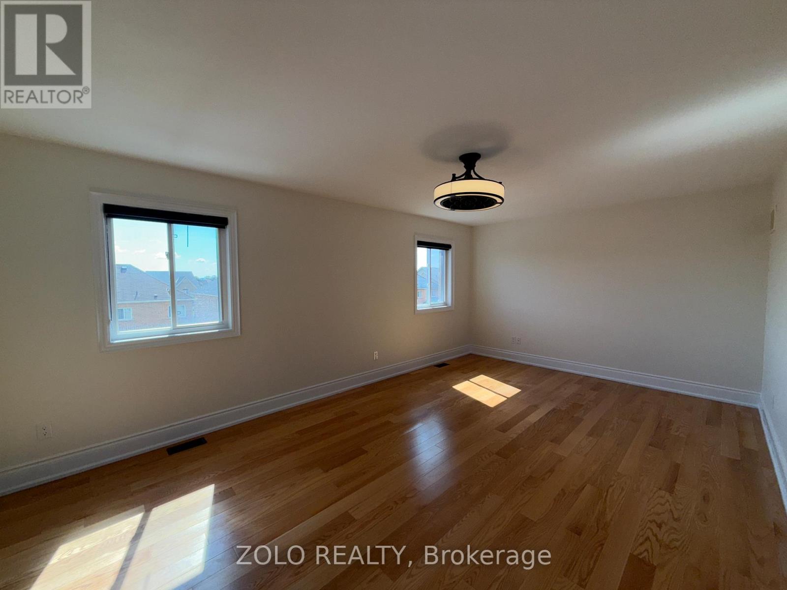 Main And 2nd Floor Only - 89 Slack Street, Bradford West Gwillimbury, Ontario  L3Z 0S5 - Photo 8 - N12402720