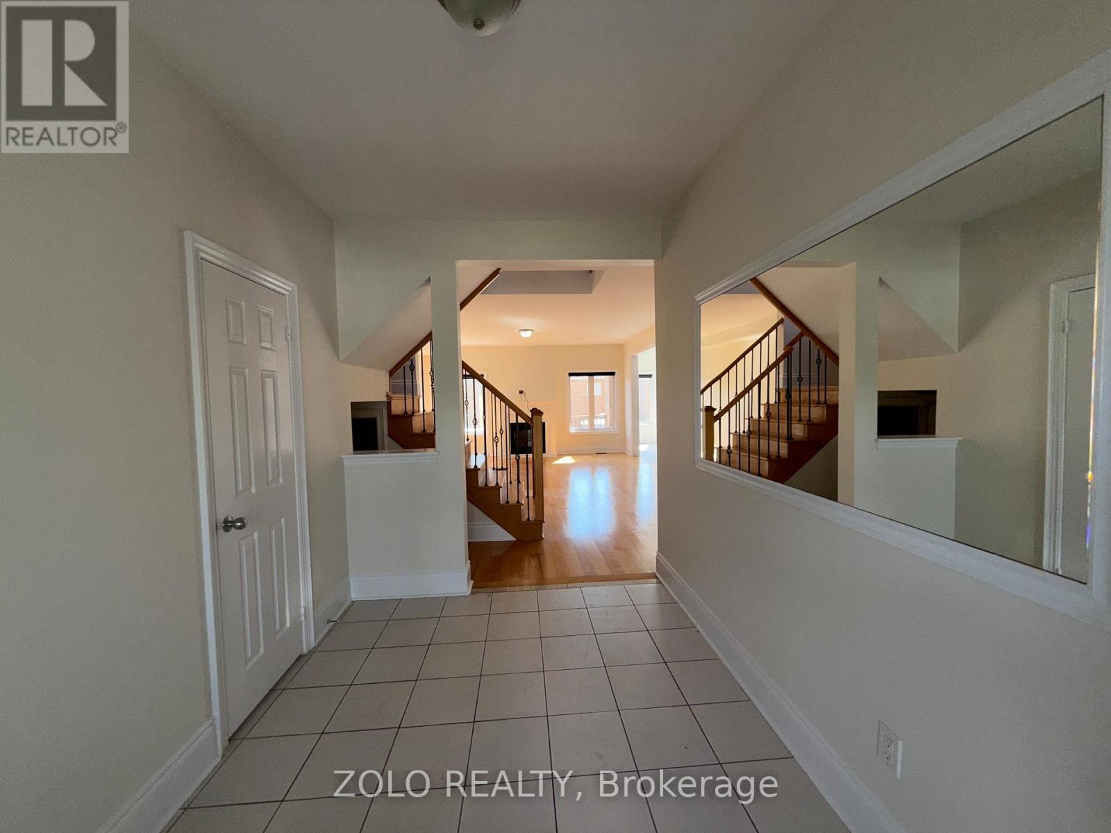 Main And 2nd Floor Only - 89 Slack Street, Bradford West Gwillimbury, Ontario  L3Z 0S5 - Photo 25 - N12402720