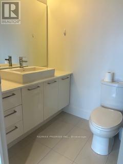 Ph 1002 - 4800 Highway 7, Vaughan, Ontario  L4L 1H8 - Photo 10 - N12499302