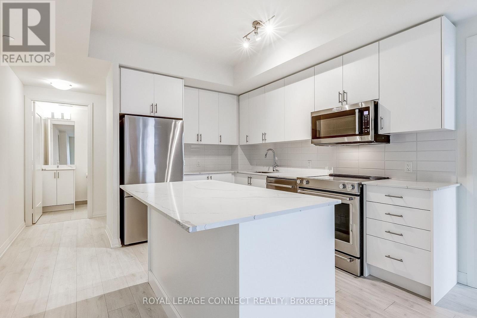 419 - 8960 Jane Street, Vaughan, Ontario  L4K 0N9 - Photo 3 - N12552894