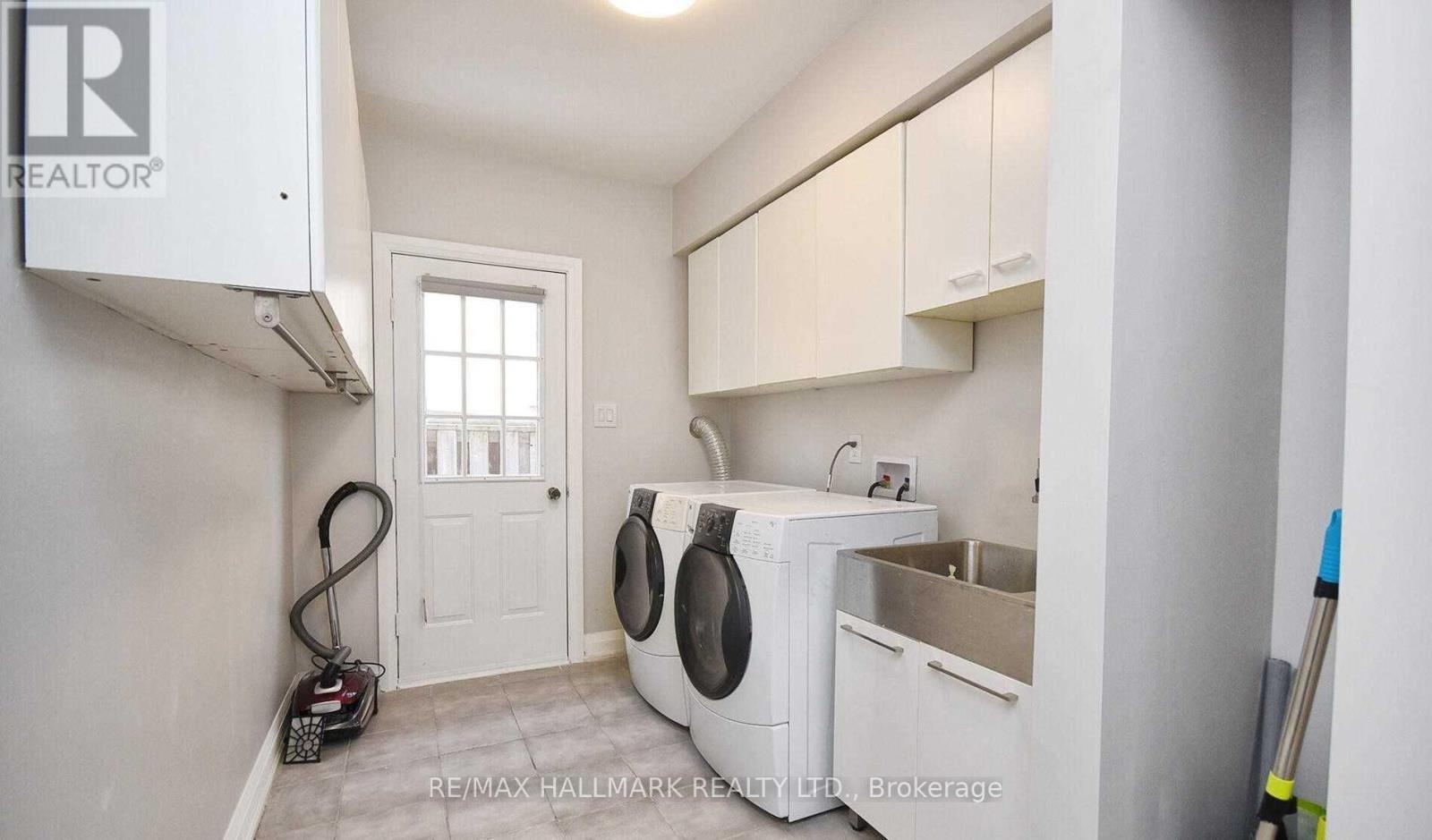 Bsmt #a - 97 Luba Avenue, Richmond Hill, Ontario  L4S 1G7 - Photo 11 - N12582712