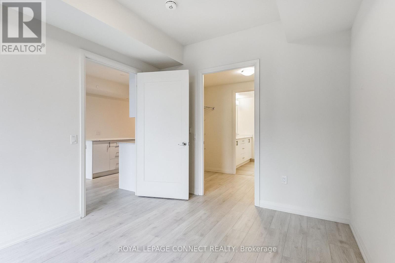 419 - 8960 Jane Street, Vaughan, Ontario  L4K 0N9 - Photo 9 - N12552894