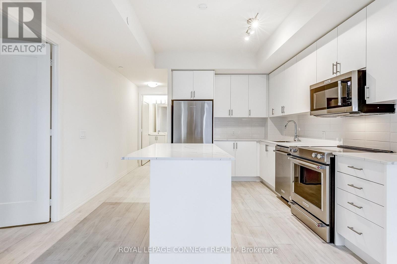 419 - 8960 Jane Street, Vaughan, Ontario  L4K 0N9 - Photo 4 - N12552894