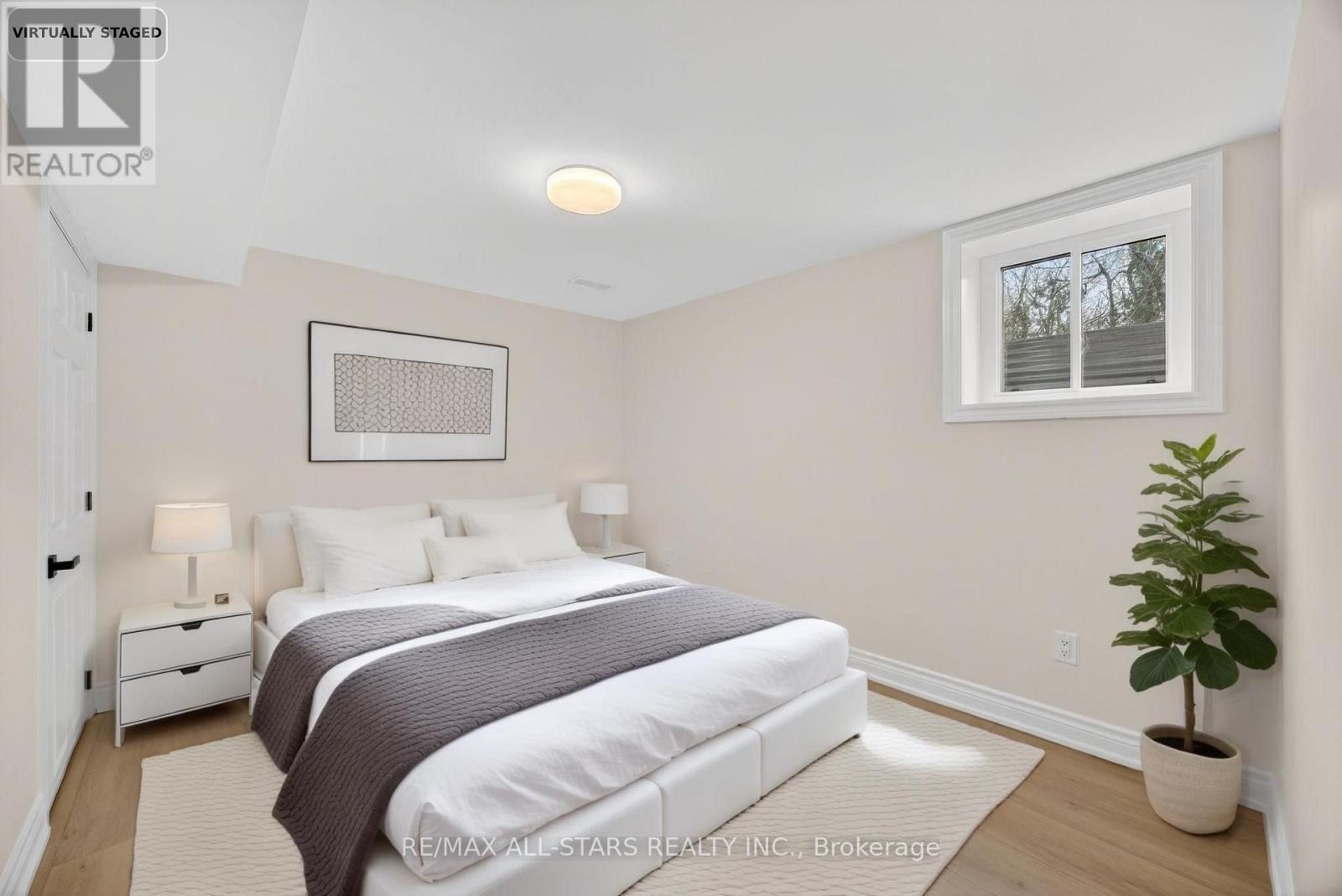 51 Garrett Drive, Georgina, Ontario  L0E 1R0 - Photo 11 - N12586184