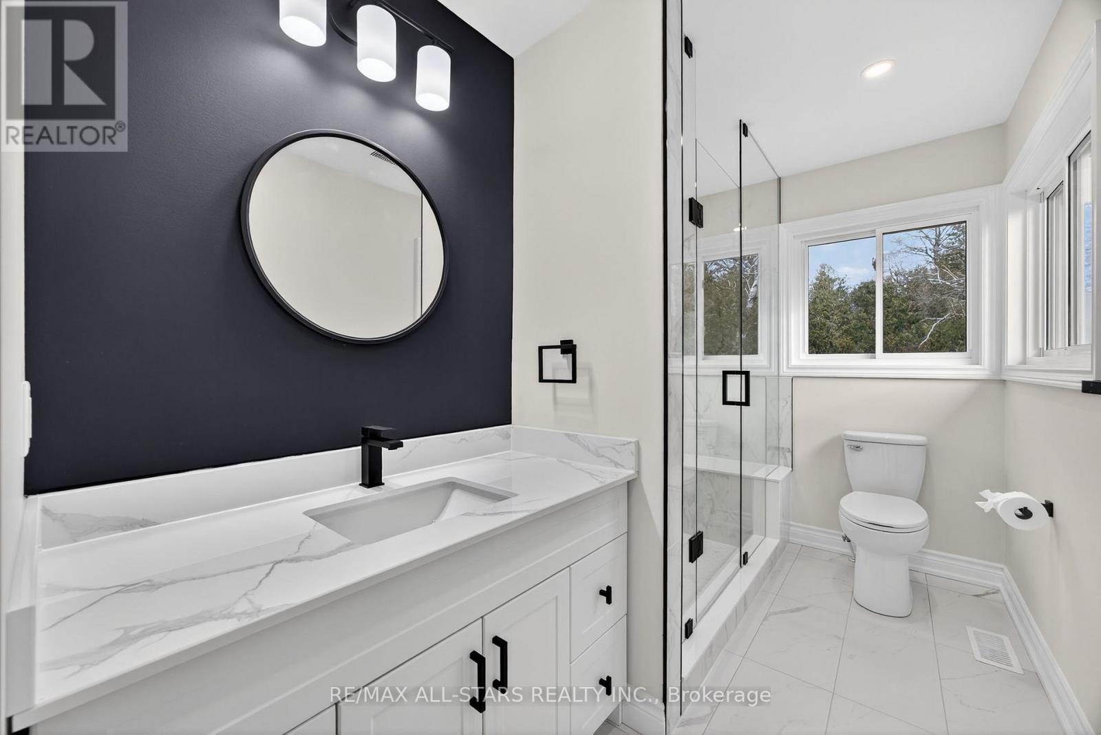 51 Garrett Drive, Georgina, Ontario  L0E 1R0 - Photo 30 - N12586184