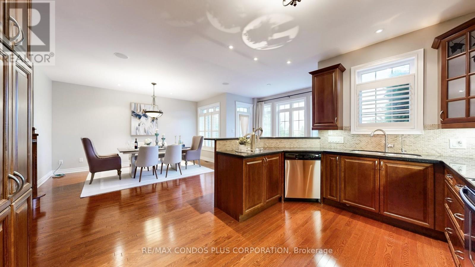 81 Stonecliffe Crescent, Aurora, Ontario  L4G 7Z7 - Photo 14 - N12586200