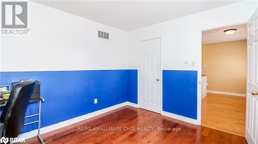 14 Gold Park Gate, Essa, Ontario  L0M 1B2 - Photo 24 - N12591070