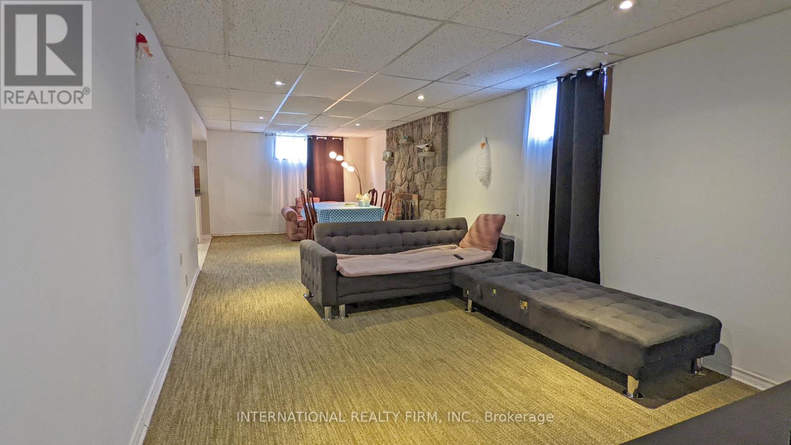 Basement - 63 Centre Street E, Richmond Hill, Ontario  L4C 1A3 - Photo 4 - N12591600