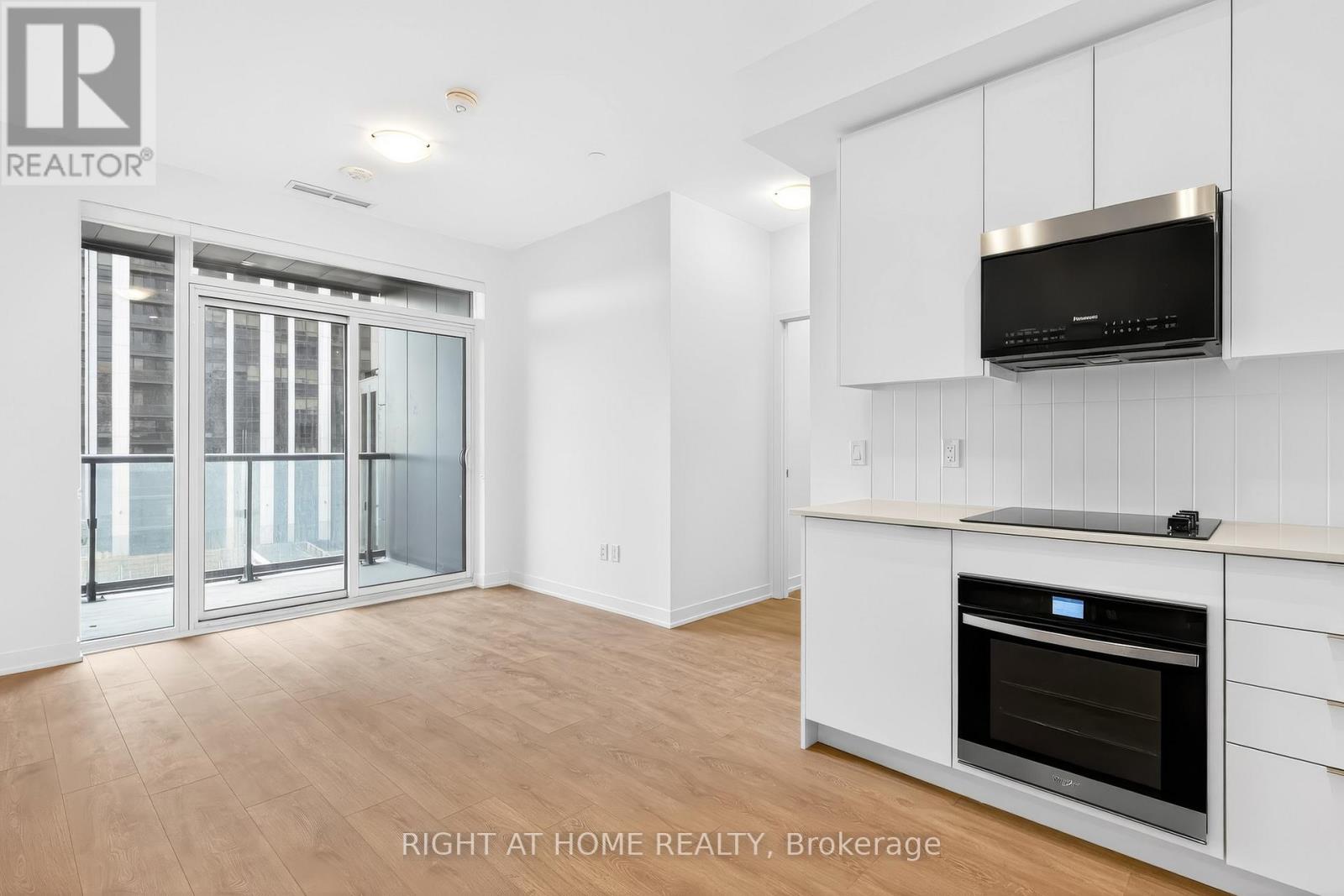 417 - 10 Abeja Street, Vaughan, Ontario  L4K 0R4 - Photo 14 - N12591662